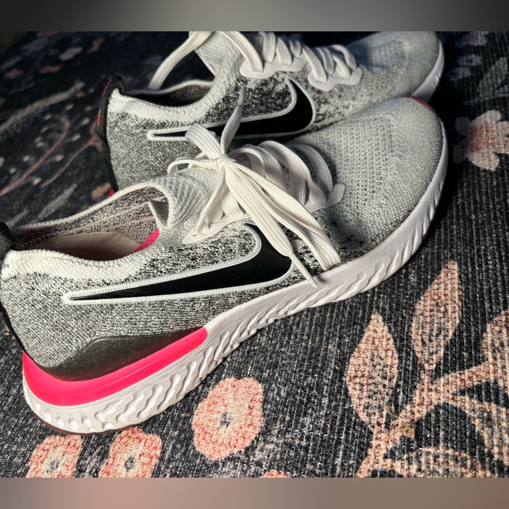 Nike react Flyknit